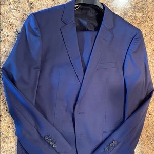 Hugo Boss Suit 42S